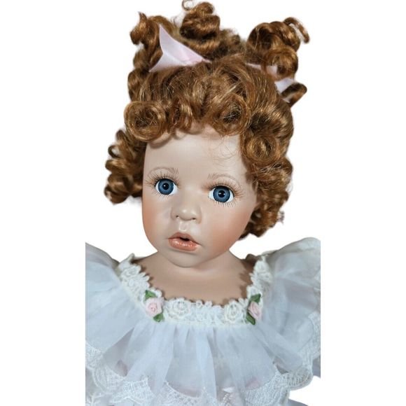 Georgetown Collection Elizabeth Wedding Day 18.5 Porcelain Doll bySybille ET9553 - Picture 2 of 12